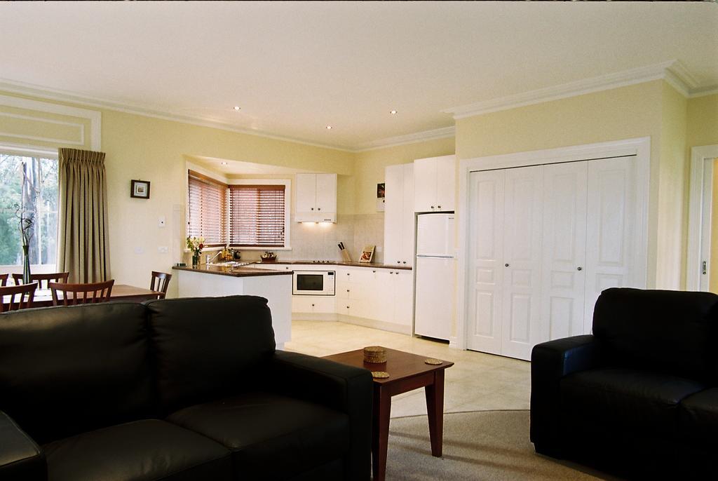 Waverley House Cottages Lakes Entrance Eksteriør billede